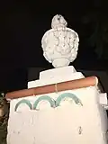 Retaining wall embellishment