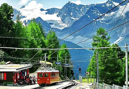 Riffelalp intermediate station. In the left, beside station building, the track of the Riffelalptram