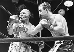 Photo of the knockout punch taken by Herb Scharfman