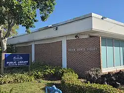 Daytime photo of the Ruskin Branch Library