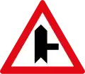 Side road junction to right