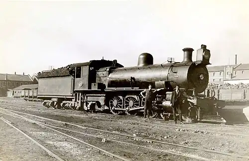No. 782 with driver M. Mileham and stoker Treadaway, c.1930