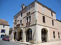 The town hall in Saint-Gengoux-le-National