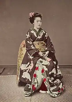 Studio portrait of a seated woman (Kusakabe Kimbei)