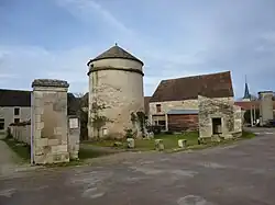 The dovecote and surroundings in Senailly