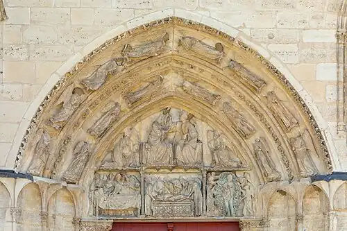Tympanum of the portal of the Virgin Mary, west facade (1190-1200)