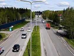 The regional road 120 (Vihdintie) in Konala