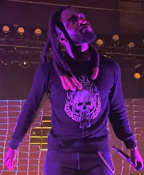 Shaboozey performing in 2024