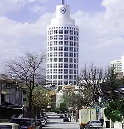 A view of Arjantin Caddesi, a street in Gaziosmanpaşa