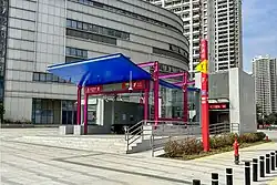 Entrance F