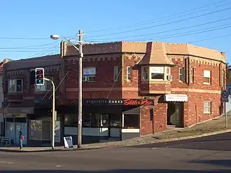 Shopping strip, Malabar Road