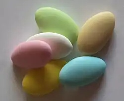 Sugar-coated dragees