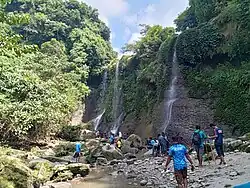 The waterfall during rush hours