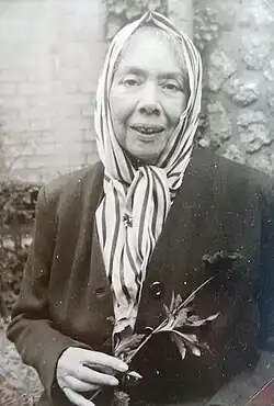 Lacascade in 1956 in the garden of the Hôtel Mezzara