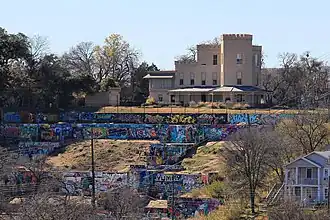 HOPE Outdoor Gallery[14]