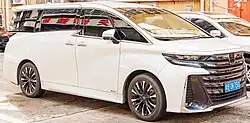 Toyota Crown Vellfire (China)