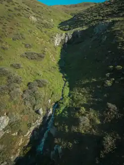 With two drops with the biggest drop around 8 feet, the dubbed "South San Francisco Waterfall" appears seasonally especially in the winter after heavy rainfall and could last for a day and a half before drying up.