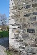 Marble blocks in the corners