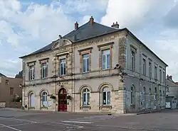 The town hall in Saint-Saulge