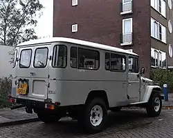 Land Cruiser Station Wagon (FJ45)