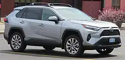 Facelift Toyota RAV4 XLE (AXAA54, US)