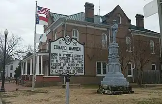 Tyrrell County Courthouse and Confederate Monument in Columbia