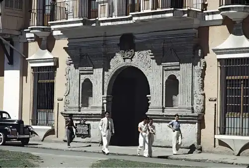 University of Santo Tomas entrance arch