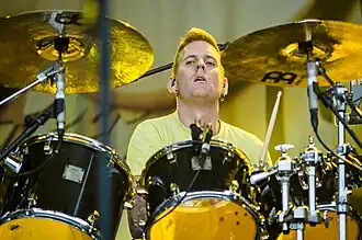 Dailor performing with Mastodon in 2012