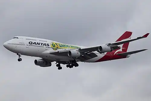 VH–OJS advertising the Socceroos