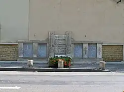 Commemorative plaque on the wall of those shot in Valréas