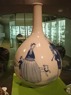 Titia Bergsma and family depicted on a Japanese vase