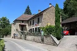 The town hall of Vernas