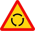 W.206: Roundabout ahead