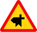 W.207j: Road junction with priority