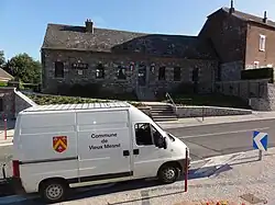 The town hall in Vieux-Mesnil