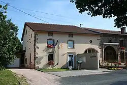 The town hall in Vomécourt