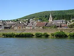 A general view of Deville