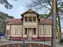 Świdermajer style villa in Józefów