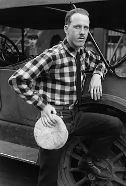 Wendell Hall in 1920