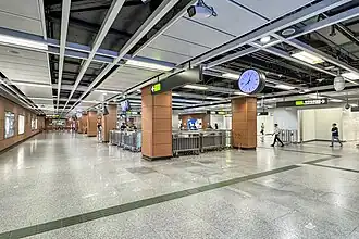 Guangfo line concourse