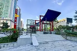 Entrance C2