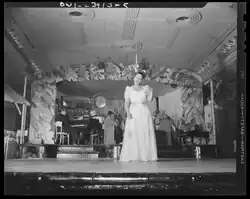 Betty Roché performing with Duke Ellington, April 1943