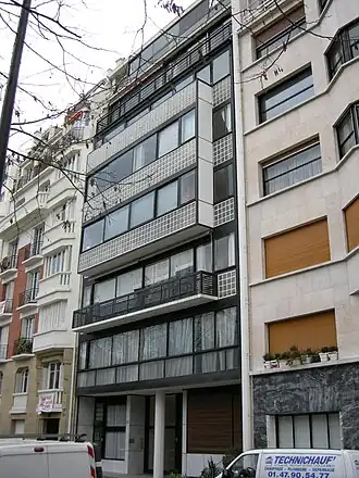 An apartment building