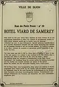 Plaque d'information trilingue (français, anglais, allemand)