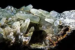 Exemple de quartz. Ici : un quartz prase.