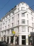 N°76