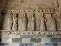 Porche de l'église Sainte-Noyale : apôtres.