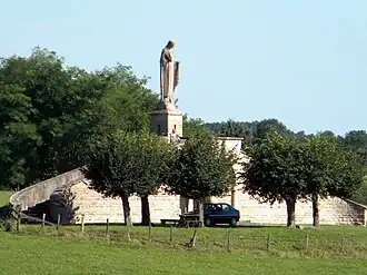 Le monument inauguré en 1947 en l'honneur de la Vierge Marie.