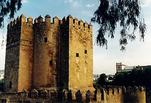 La tour de la Calahorra en l'an 2000.