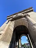 Détail arche Patuxai, vue contre plongée